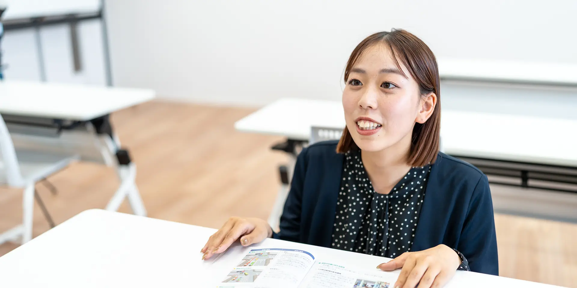 国家資格×指導の仕事×オシャレ校舎＝ちょっと良い未来つくれる自動車学校のインストラクター